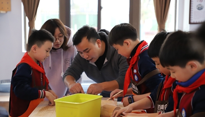 學(xué)習(xí)：以陶藝賦能新時代勞動教育。
